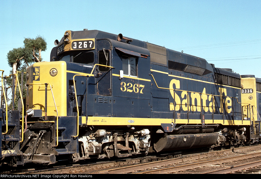 ATSF 3267 (REPOST)